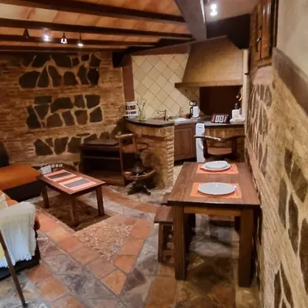 Cueva Arabe En El Casco Antiguo,